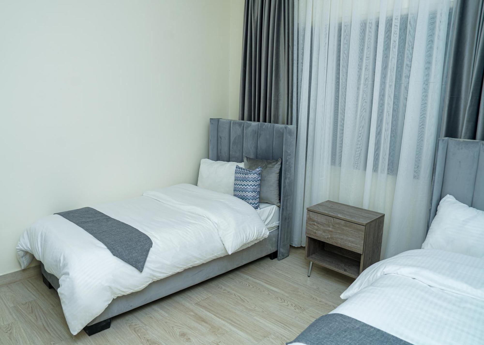 Apartamento مجمع الحدائق Amã